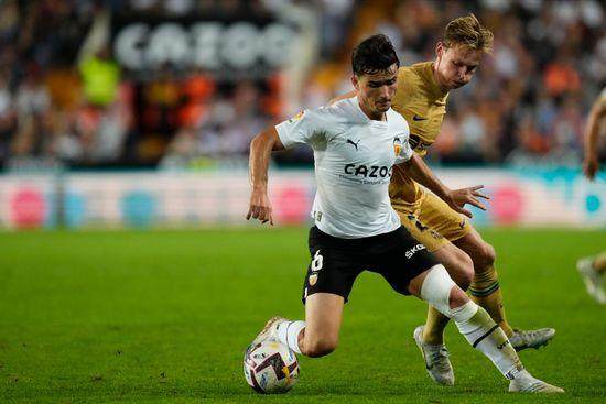 1668184269842061843.jpg Shutterstock_13554176ap.jpg